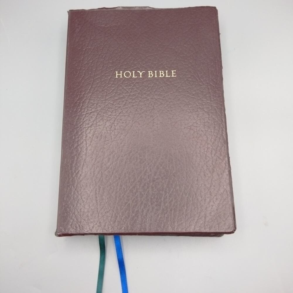 Holman KJV Super Giant Print Reference Red Letter Edition Holy Bible Black 1996